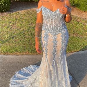 *USED* icy blue prom dress !